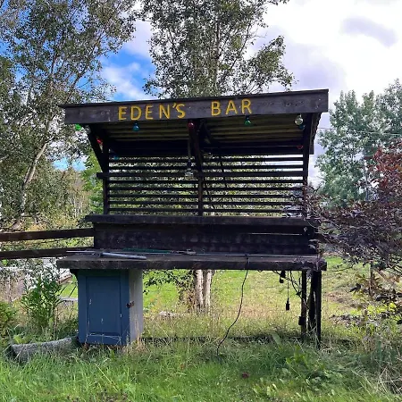 Eden Baths * AVEROY